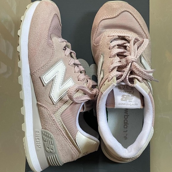 New Balance 574 - Picture 5 of 6